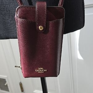 Coach Merlot Crossbody Bag Elegant Leather Design